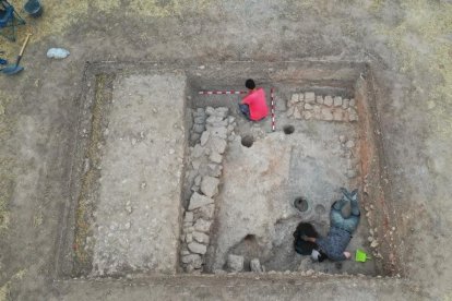 Excavación de la cocina de época romana en Sasamón.