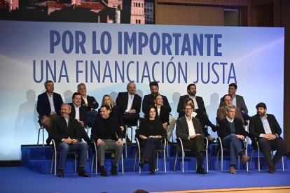 Archivo - Los presidentes autonómicos 'populares', a 18 de enero de 2026, en Zaragoza, Aragón (España). 