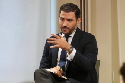 Fernando Llera, director de desarrollo comercial de negocio internacional de Unicaja, durante su intervención en el club de prensa de El Mundo de Castilla y León.