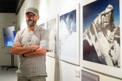 Luis Miguel Soriano trae a Burgos su exposición 'Luces y sombras de montaña'.
