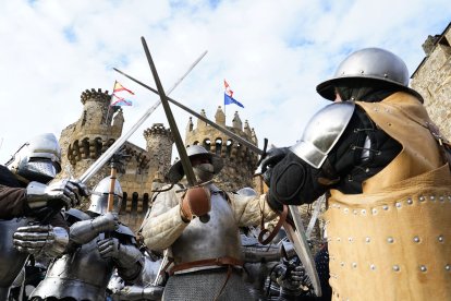 Recreación de la batalla de los Irmandiños en el Castillo de Ponferrada.