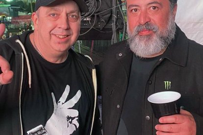 Jacho (La Rúa) con Micky Huidrobo, bajista y voz de Molotov.