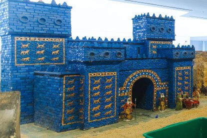 Hay construcciones, como este imponente castillo, que llaman poderosamente la atención.