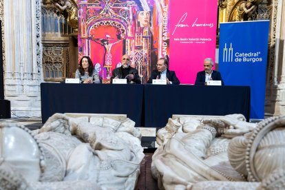 La exposición se presentó en la Capilla de los Condestables, donde Herreros comenzó esta aventura creativa.