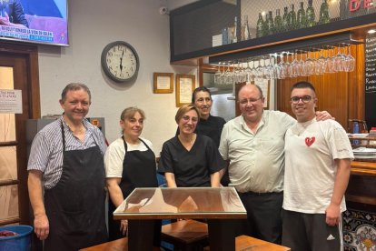 Rufino y Miguel Ángel con Alicia, Juncal y Rosa y Alberto, hijo de Rufino y Alicia