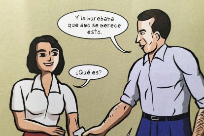 Antoni entrega a Julia un texto de amor publicado en el periódico. BLUME