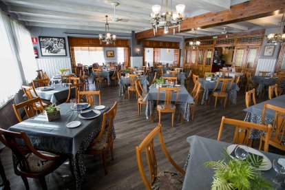 El comedor del restaurante. Banderas y sus acompañantes se sentaron al fondo a la izquierda. TOMÁS ALONSO