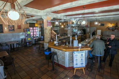 Cafetería del restaurante. TOMÁS ALONSO