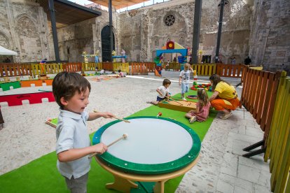 El parque de Mero, el pasado año, en el Monasterio de San Juan. SANTI OTERO