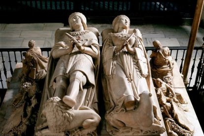 Sepulcro de doña Juana y don Felipe, obra del artista burgalés Bartolomé Ordóñez.