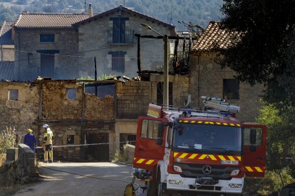 Las consecuencias del grave incendio de Quintanilla del Coco. FOTO: SANTI OTERO