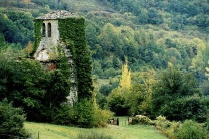 Iglesia y palacio de la Revilla. HISPANIA NOSTRA
