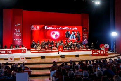 Intervención de Vicente Andrés (CCOO) en el Congreso Autonómico del PSOE de Castilla y León en Burgos. SANTI OTERO