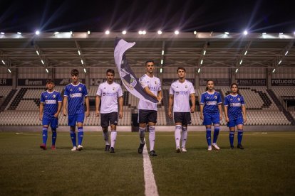 Equipación del Burgos CF 22-23. BURGOS CF