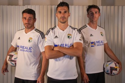 Equipación del Bugos CF 22-23. BURGOS CF