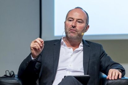 Jornada divulgativa ‘La empresa ante los retos de la sostenibilidad’ organizada por Ibercaja y EL CORREO DE BURGOS. SANTI OTERO