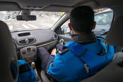 Circulando por las calles de Burgos y observando las conductas de los vehículos cercanos. TOMÁS ALONSO