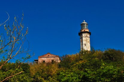 Faro de Burgos en la provincia filipina de Ilocos Norte.