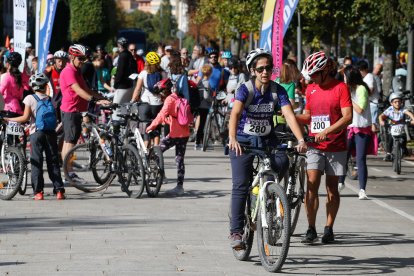 Un momento de la salida de la Bicicletada de Adacebur. SANTI OTERO
