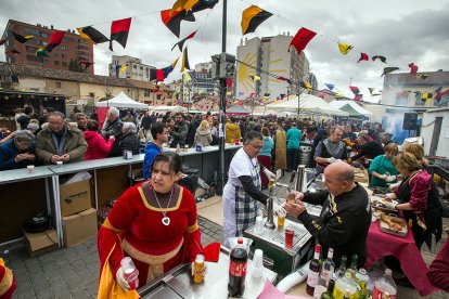 Mercado medieval en Gamonal. TOMÁS ALONSO