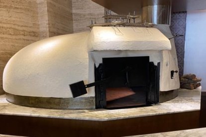De este horno salen los lechazos de Aranda en Qatar