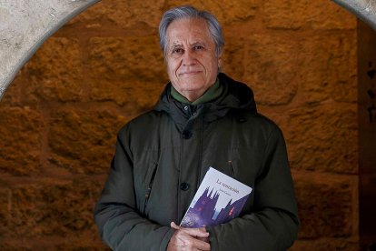 Jesús Carazo publicó en este 2022 'La tentación' (Valnera). SANTI OTERO