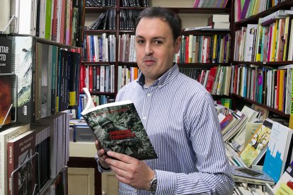 David López Cabia novela en 'Frontera sangrienta' (Círculo Rojo) la batalla de Hürtgen a finales de la II Guerra Mundial. SANTI OTERO