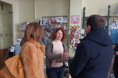 La gerente de Valdazo Bebé explicó la poca información que los padres tienen del cheque bebé