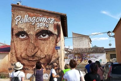 Uno de los murales de Villangómez. ECB