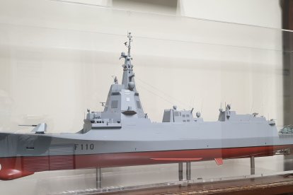 Maqueta de la F-111 Bonifaz. NAVANTIA