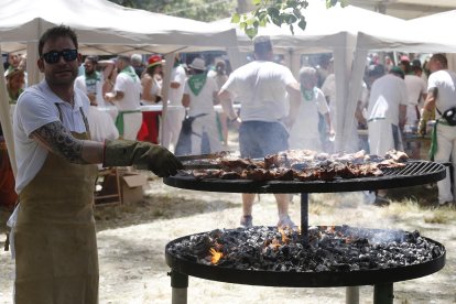 Miles de burgaleses celebraron la fiesta del Curpillos 2022. SANTI OTERO