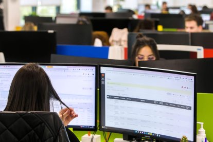 El posicionamiento, las tendencias y las campañas publicitarias on line en función de las búsquedas de los usuarios son algunos de los trabajos que se hacen desde la oficina de ecommerce burgalesa. TOMÁS ALONSO
