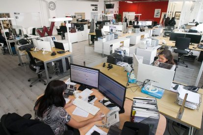 La zona de atención telefónica registra el otro punto caliente en el Black Friday de La Casa del Electrodoméstico. TOMÁS ALONSO