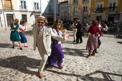 Ambiente multitudinario en el carnaval de Burgos. TOMÁS ALONSO