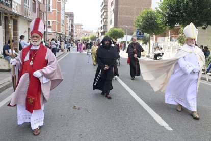 Miles de turistas acudieron a celebrar esta fiesta popular, declarada este año de Interés Turístico Regional. ICAL