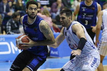 Imagen San Pablo Burgos - HLA Alicante. Santi Otero