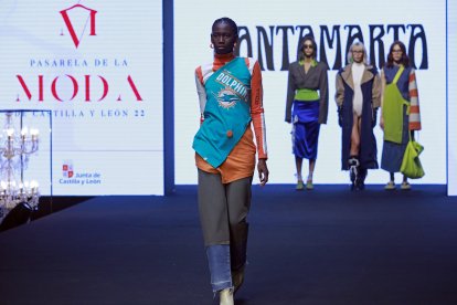 La tercera jornada acogió el Concurso de Jóvenes Diseñadores. TOMÁS ALONSO