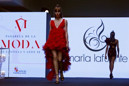 Modelo de María de la Fuente. TOMÁS ALONSO