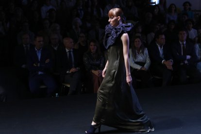 Diseño de Fely Campo. TOMÁS ALONSO