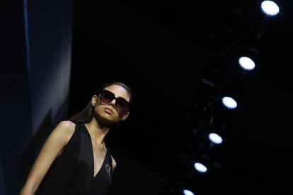 Los diseños de la firma Ángel Schlesser cerraron la Pasarela de la Moda de Castilla y León. TOMÁS ALONSO