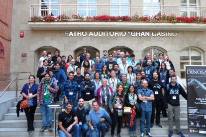 En la imagen, foto de grupo de los congresistas que han participado en las Jornadas.