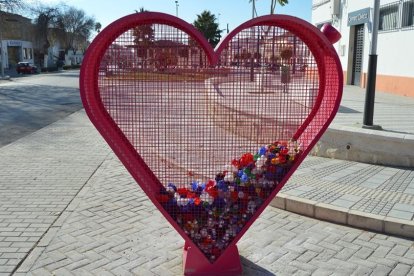 Parte de los contenedores de tapones tendrán forma de corazón