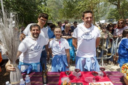 El Día de las Peñas ha puesto el broche final a los Sampedros 2022. SANTI OTERO