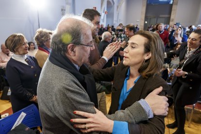 Juan Vicente Herrera y Cuca Gamarra en el acto. S. O.
