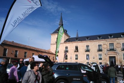 Feria del automóvil en Lerma. L. G. L.