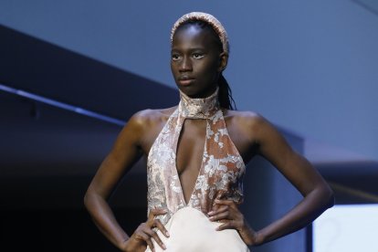 Diseño de Canotier. SANTI OTERO