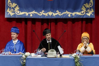 Acto de investidura como doctora honoris causa por la Universidad de Burgos a la enfermera Doris Grinspun. SANTI OTERO