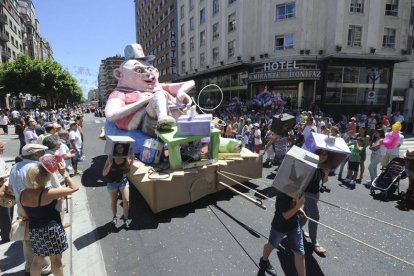 ‘Un día cualquiera’, carroza que se llevó el segundo premio en la cabalgata Foto: Israel L. Murillo
