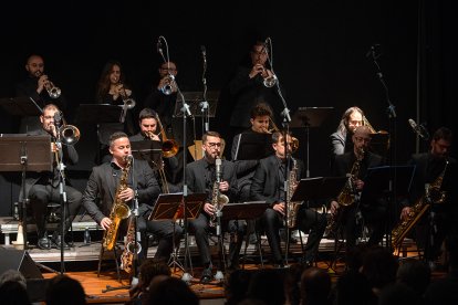 La Big Band Burgos en directo. ECB