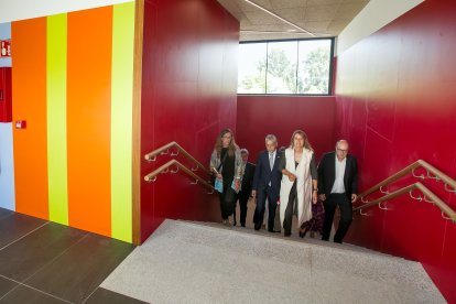 La consejera de Educación visitó las instalaciones. TOMÁS ALONSO